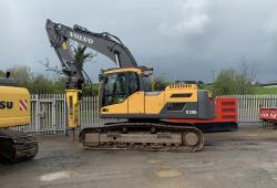 Volvo EC220L
