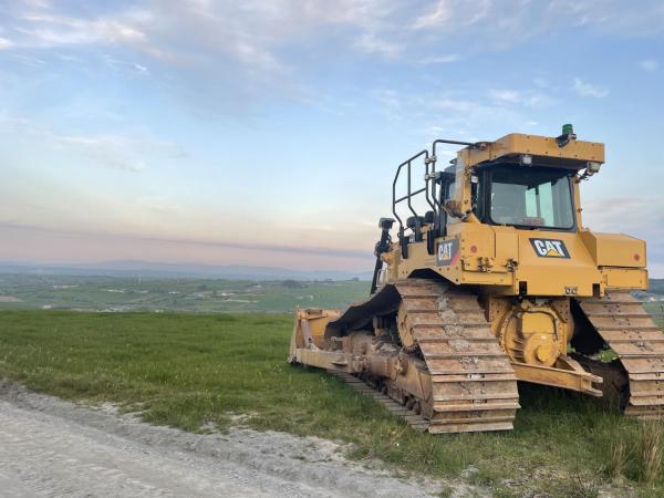 Caterpillar D6T LGP