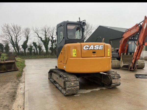 Case CX80C